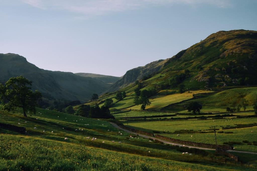 Hollins Nook - Countryside House - Gateway To Lakes National Park Burneside ภายนอก รูปภาพ